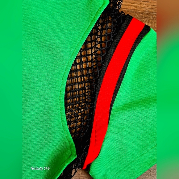 Italian Designer Top - Picture 3 of 9